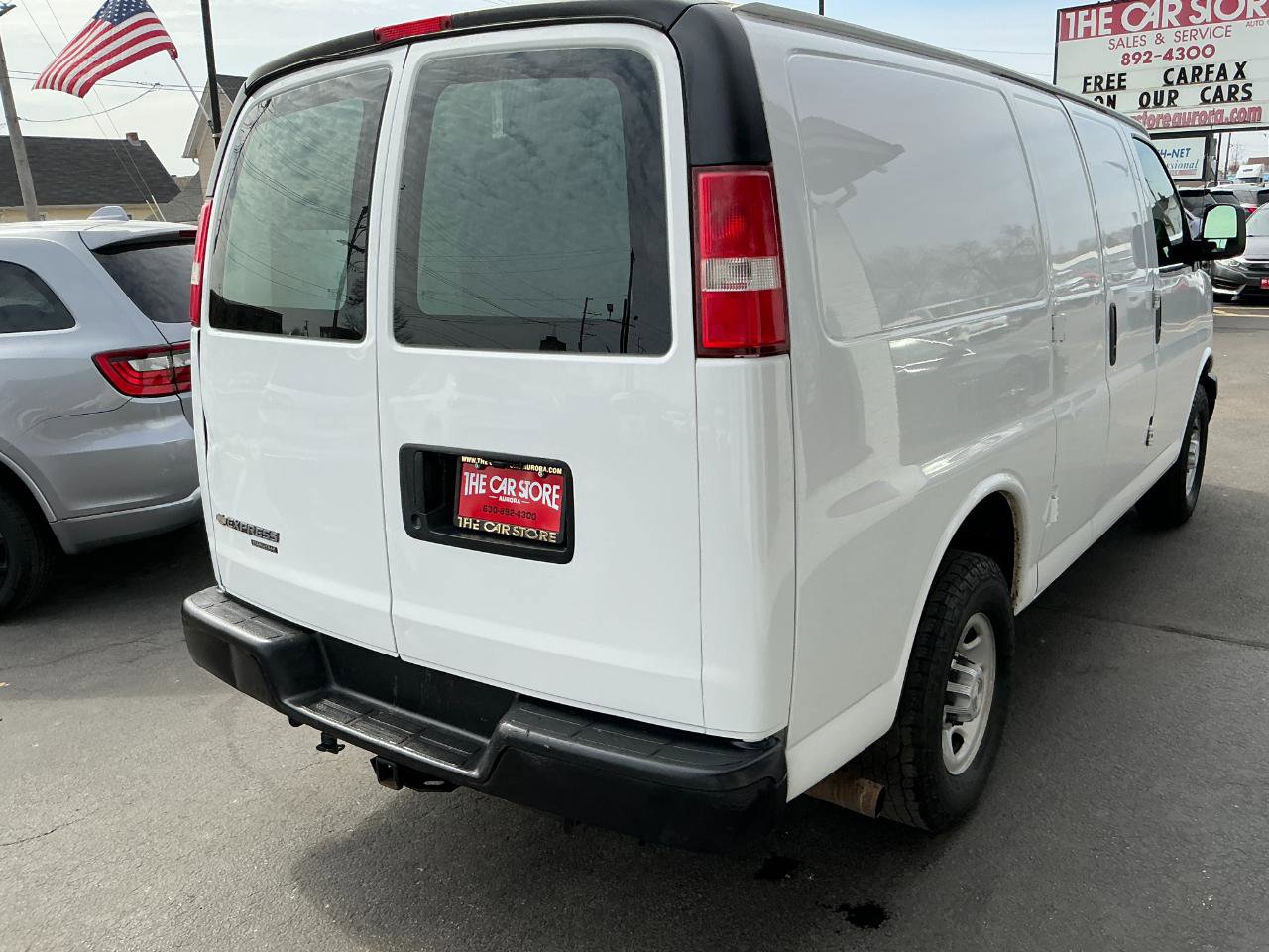 Used 2016 Chevrolet Express 2500 image 25