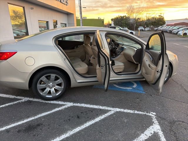 Used 2010 Buick LaCrosse CXL w/ Luxury Package image 18