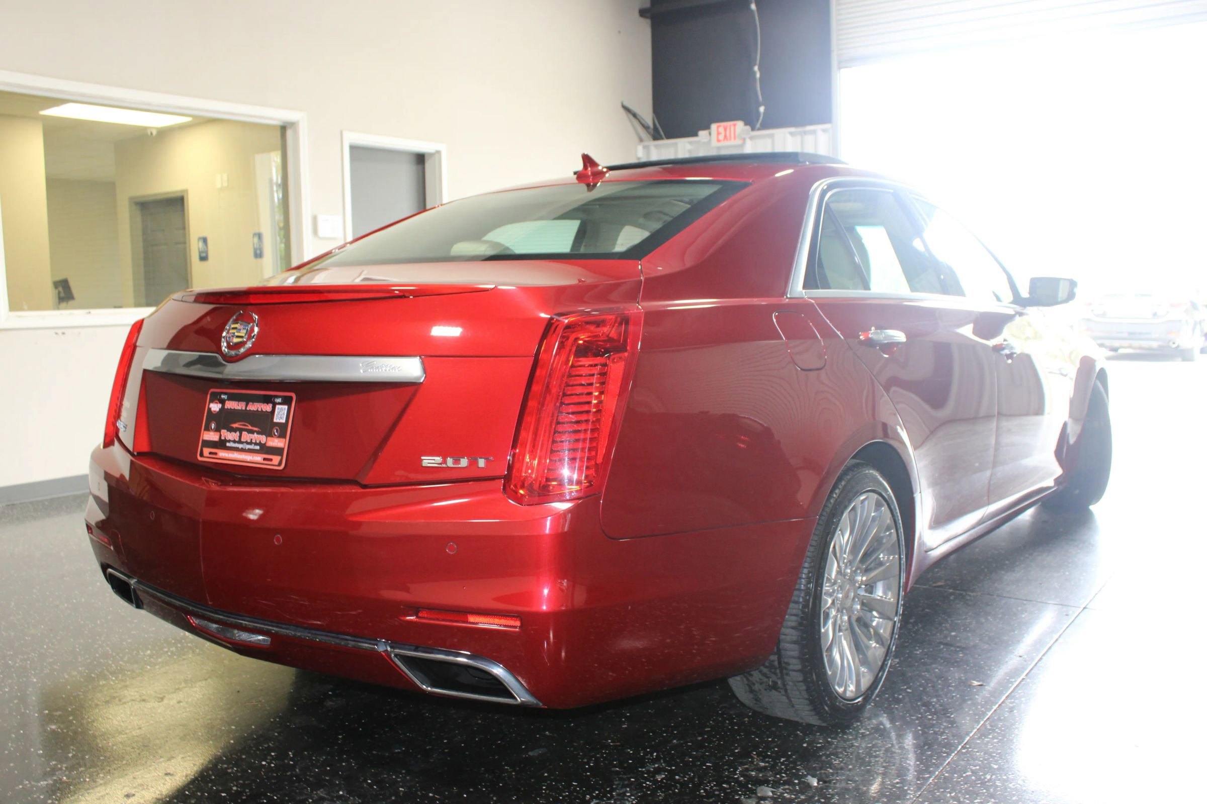 Used 2014 Cadillac CTS Luxury RWD image 2