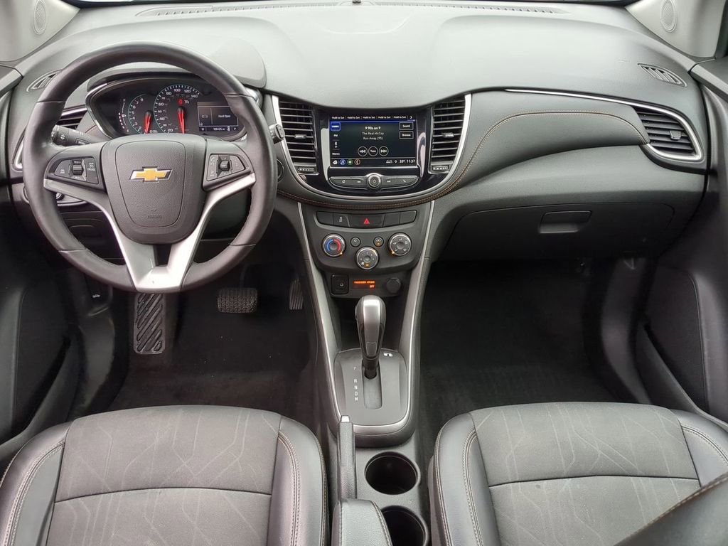 Used 2019 Chevrolet Trax LT w/ LT Convenience Package AWD/4WD image 22