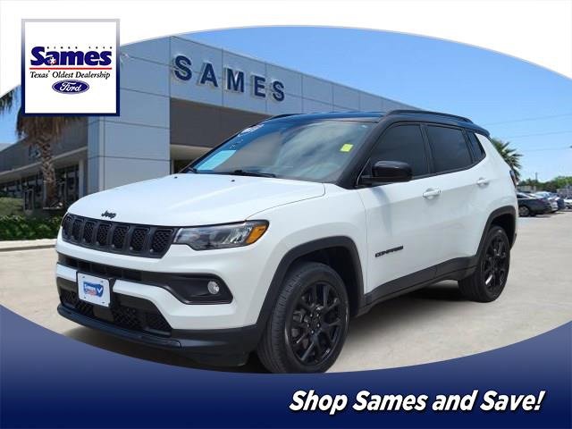 Used 2023 Jeep Compass Altitude