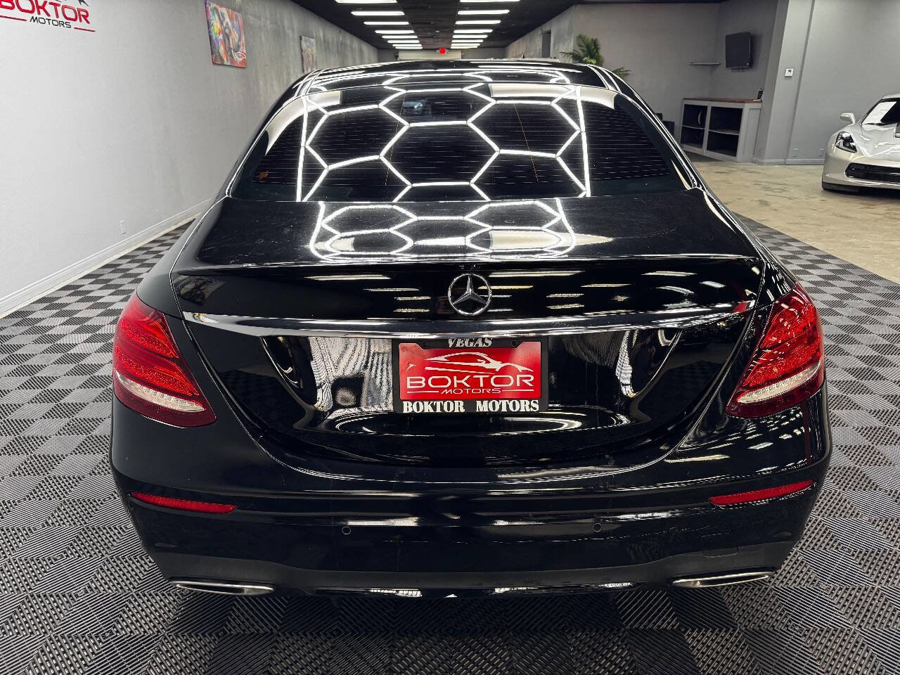 Used 2020 Mercedes-Benz E 350 Sedan image 11