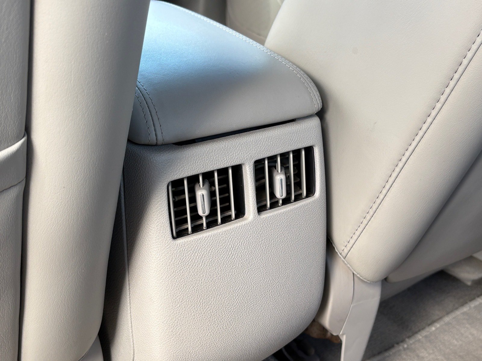 Used 2007 Buick Lucerne CXL FWD image 14