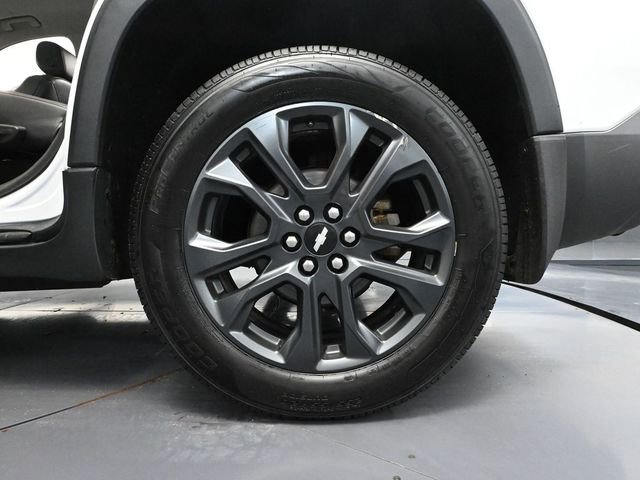 Used 2019 Chevrolet Traverse RS w/ LPO, Floor Liner Package image 12