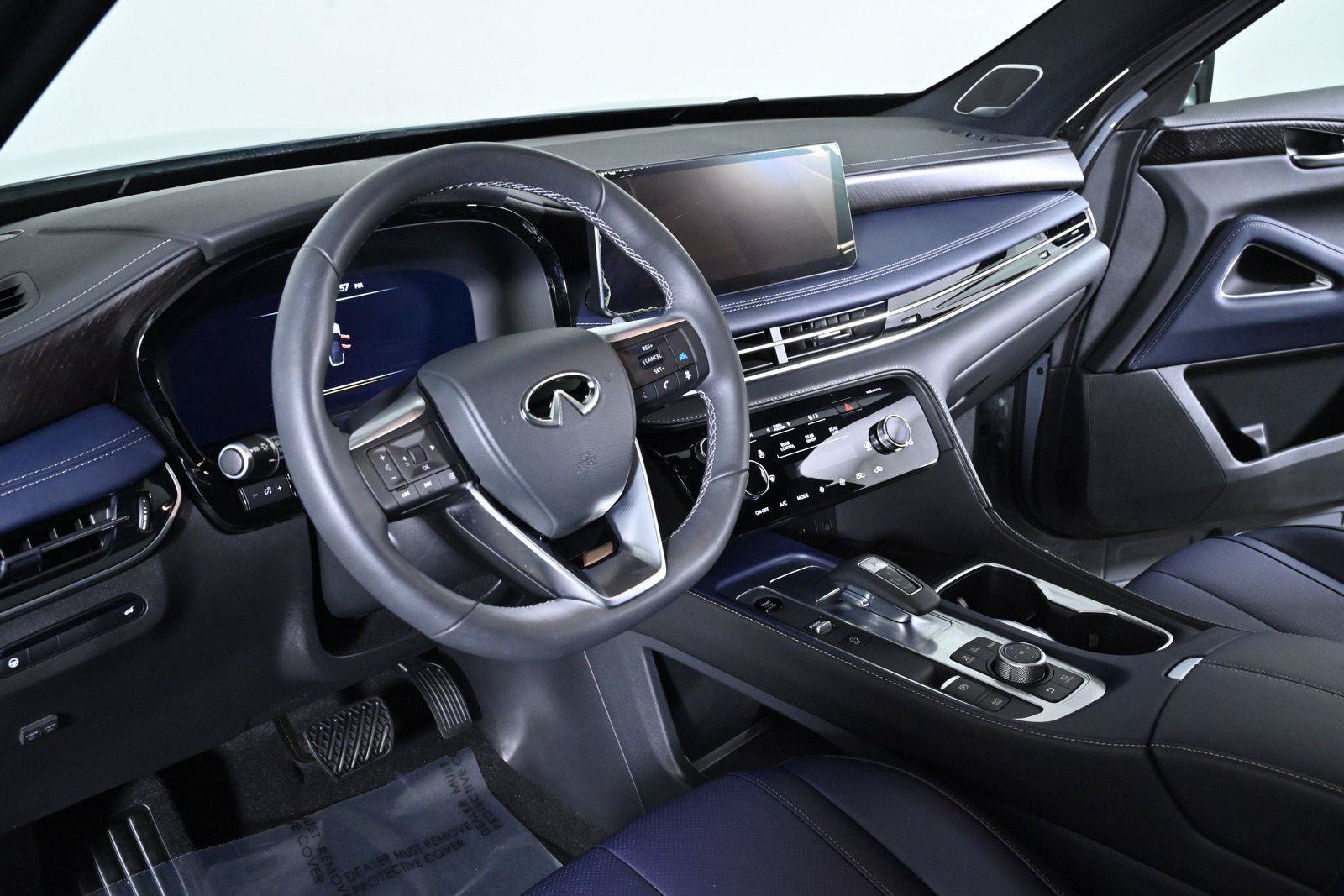 Certified 2026 INFINITI QX60 Sport w/ Dark Cargo Package AWD/4WD image 9