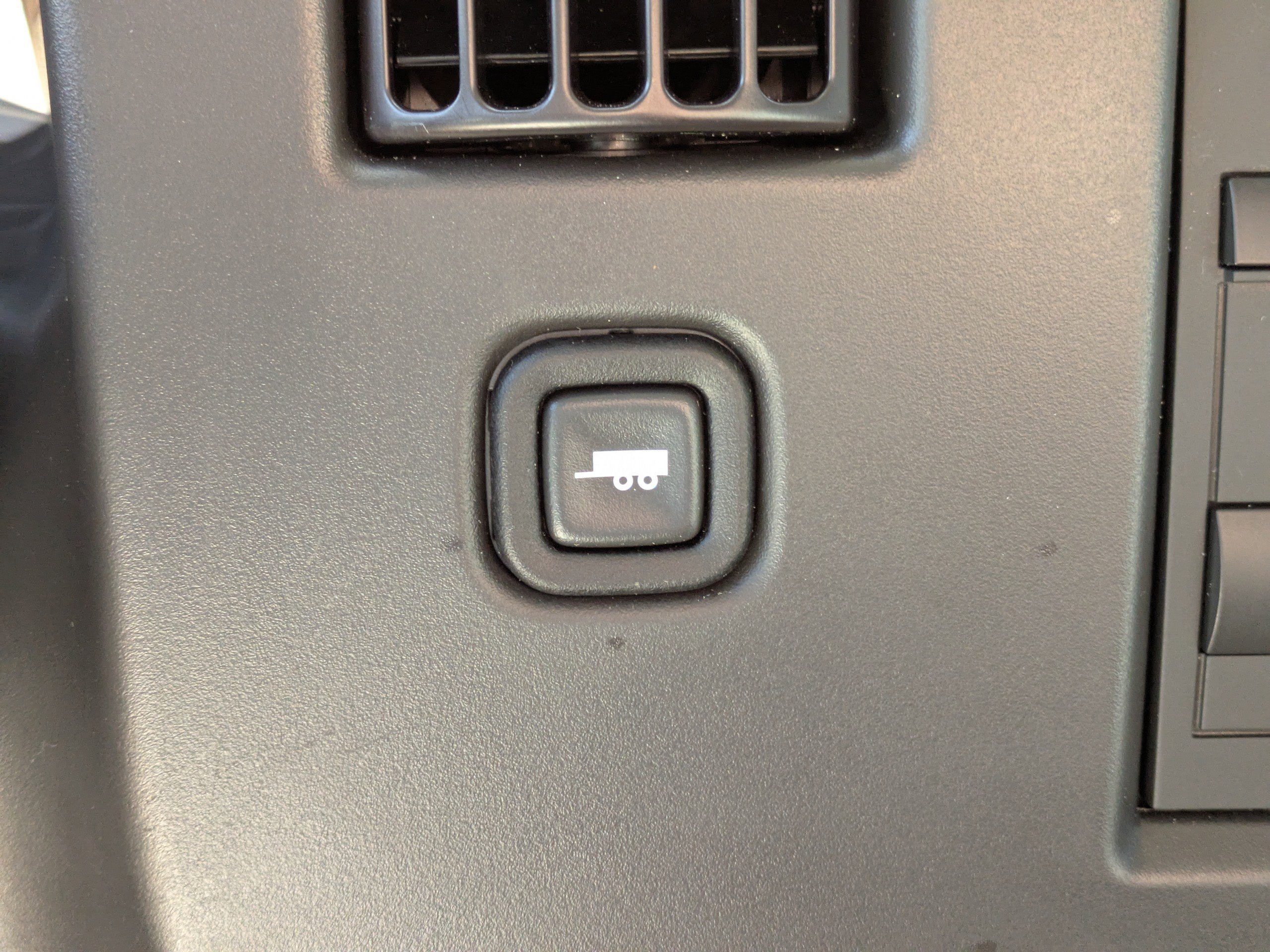 Used 2024 Chevrolet Express 2500 w/ Driver Convenience Package image 21