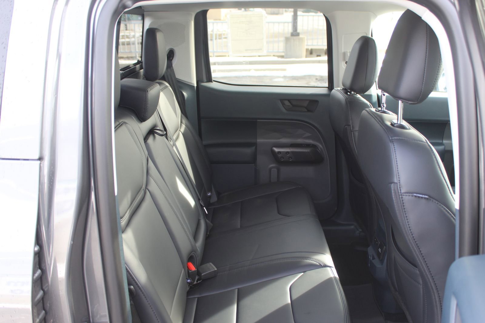 New 2026 Ford Maverick Lariat w/ Black Appearance Package image 15