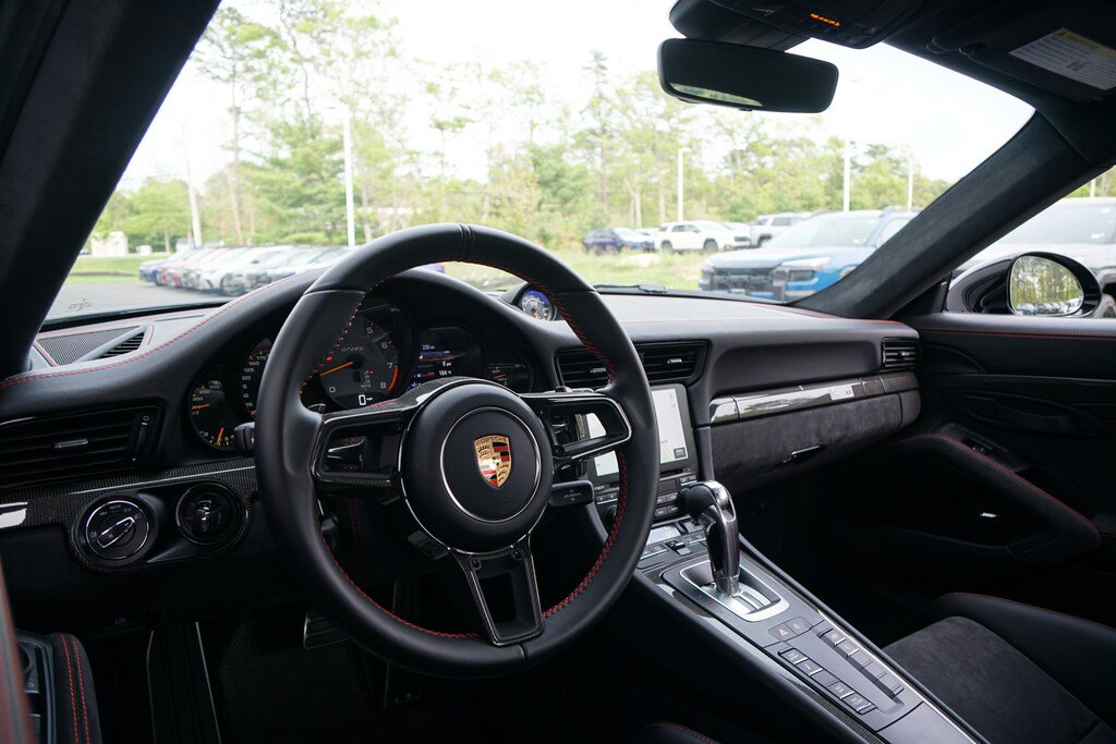 Used 2019 Porsche 911 GT2 RS RWD image 14