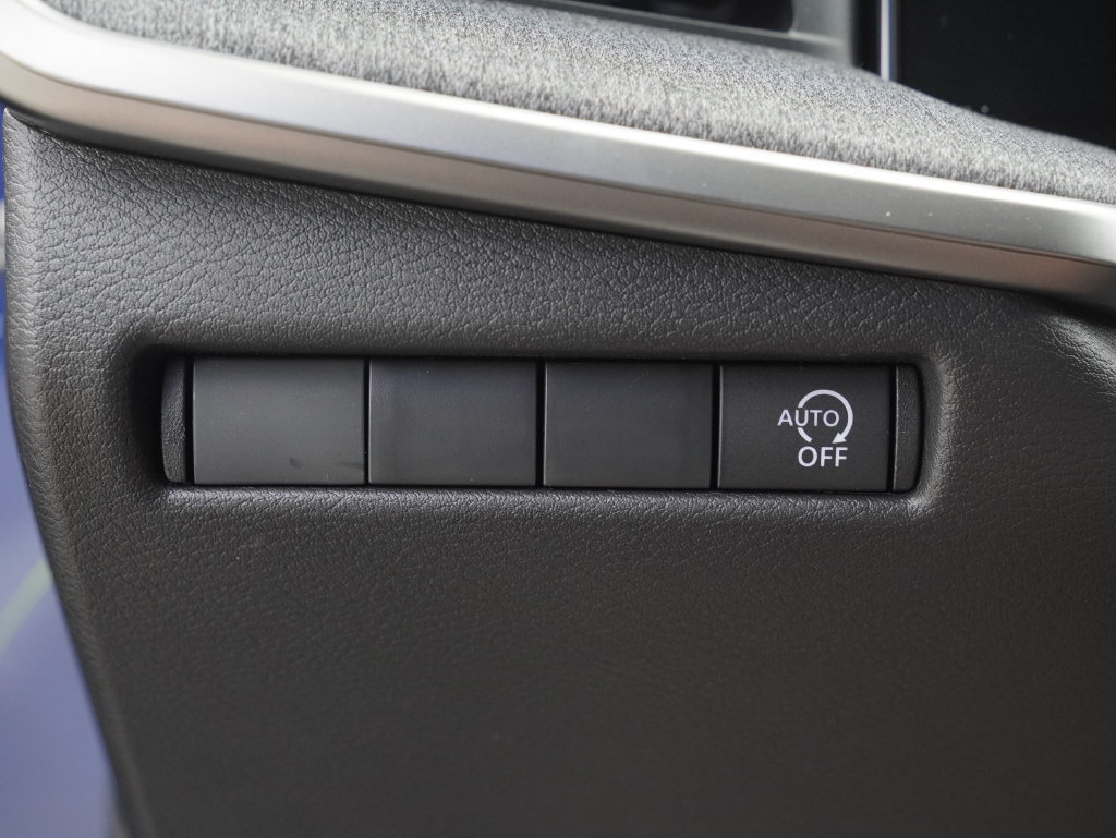 New 2026 Nissan Kicks SV FWD image 11