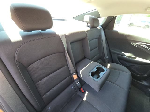 Used 2024 Chevrolet Malibu LT FWD image 14