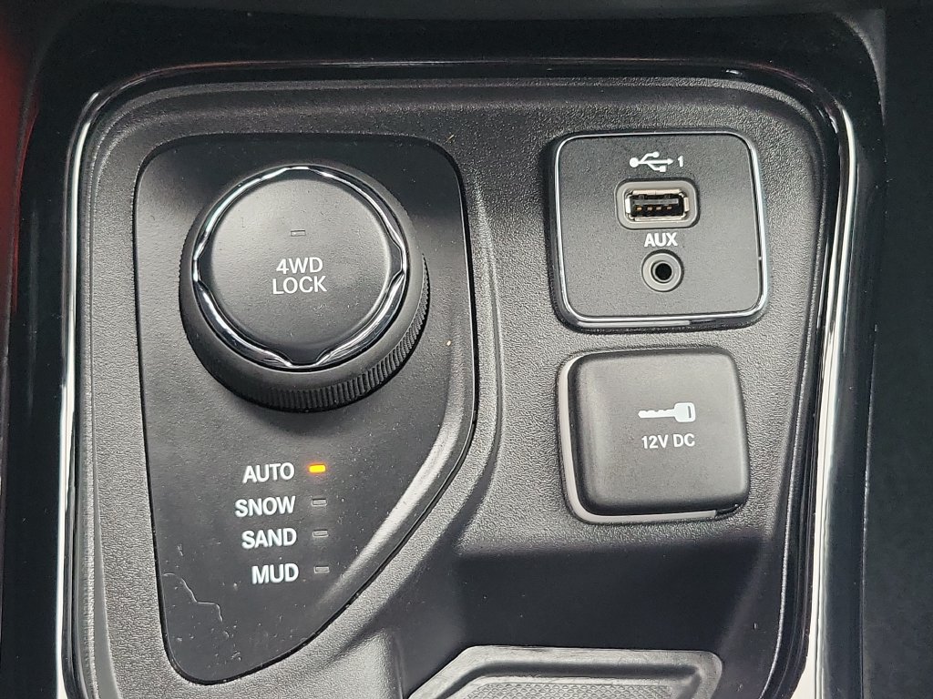 Used 2021 Jeep Compass Limited AWD/4WD image 22