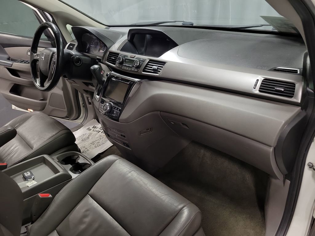 Used 2015 Honda Odyssey Touring Elite image 24