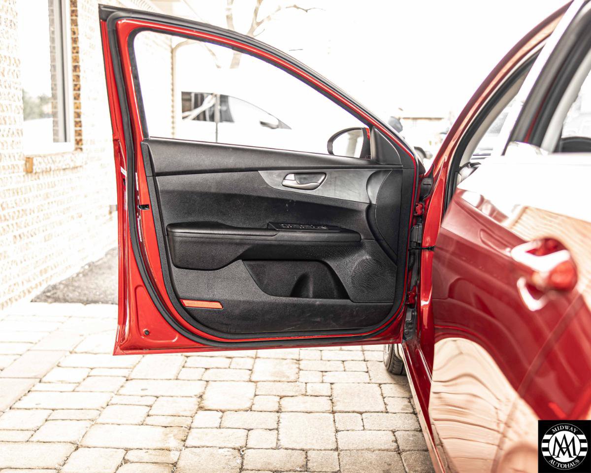 Used 2019 Kia Forte LXS image 17