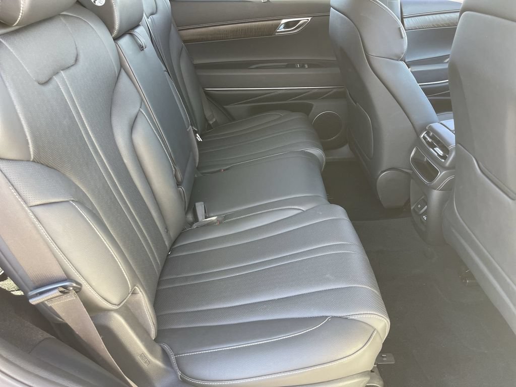 Used 2023 Genesis GV80 3.5T AWD/4WD image 27