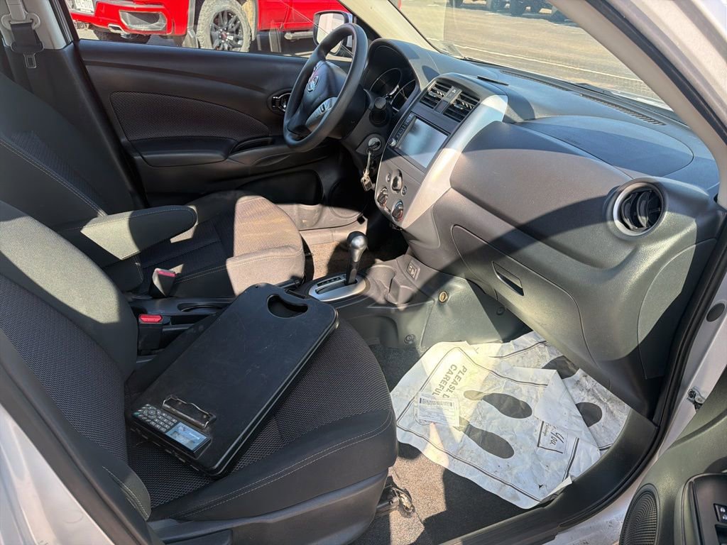 Used 2018 Nissan Versa SV image 22