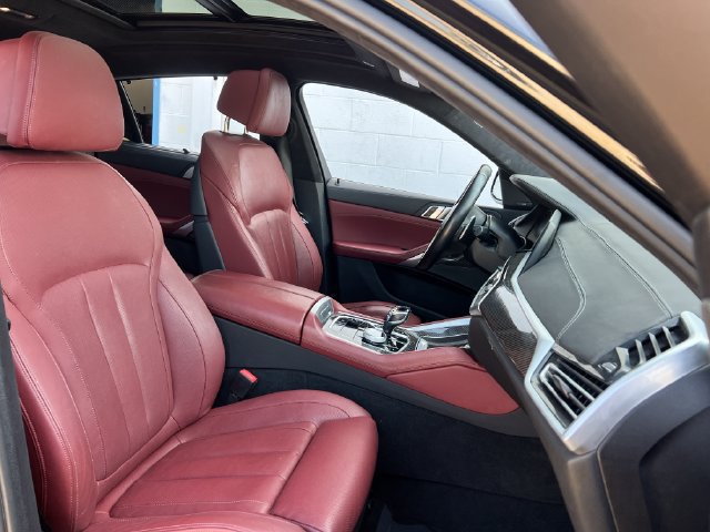 Used 2021 BMW X6 M50i w/ Executive Package AWD/4WD image 29
