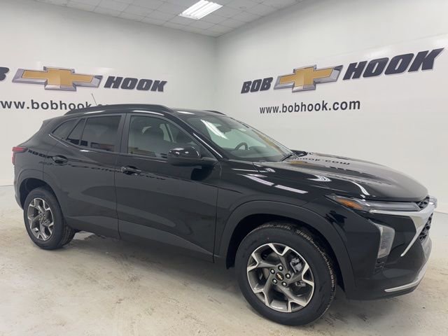 New 2026 Chevrolet Trax LT w/ Driver Confidence Package image 3