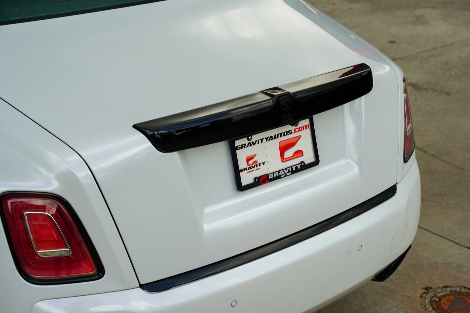 Used 2018 Rolls-Royce Phantom Extended Wheelbase RWD image 18