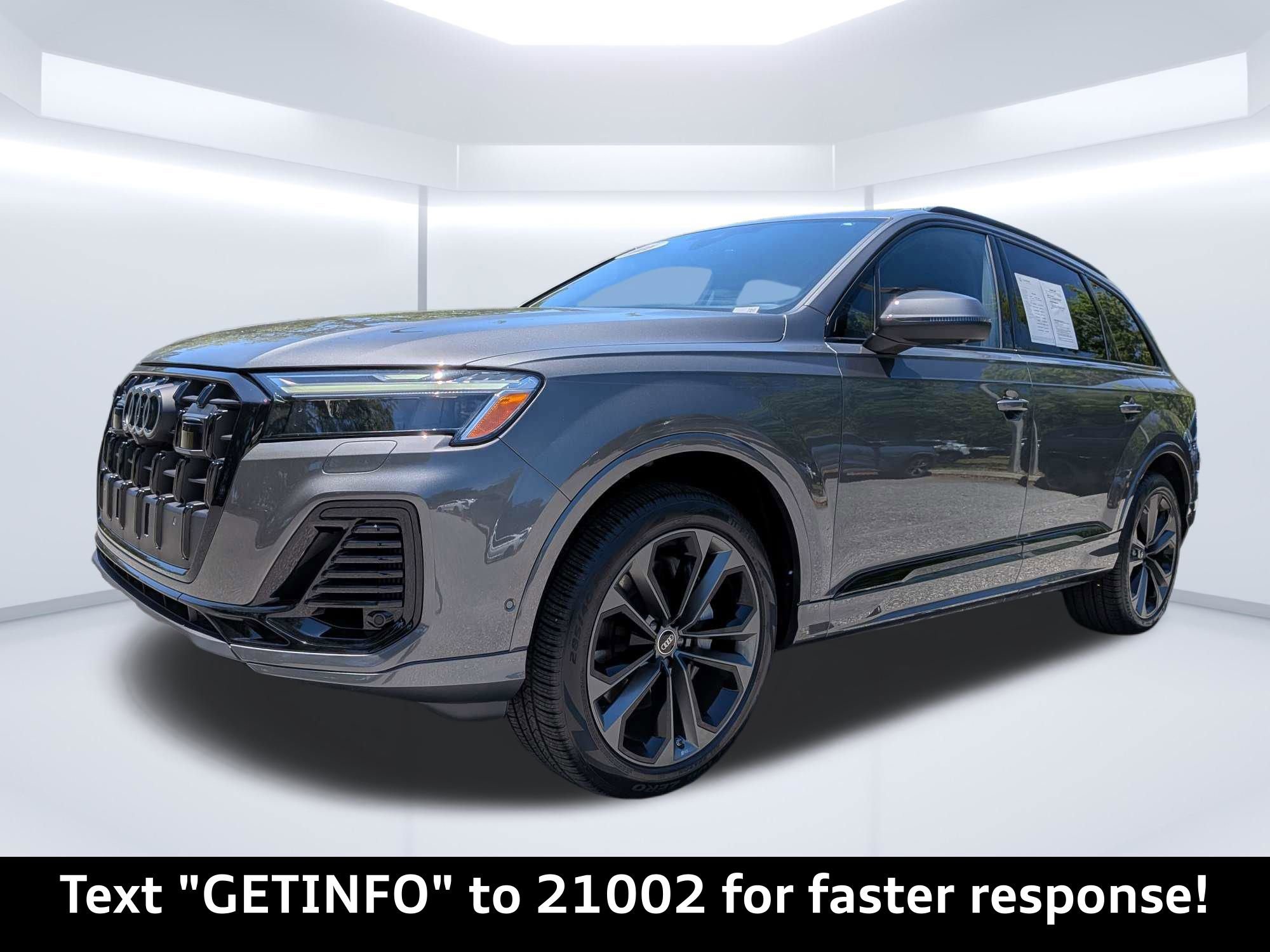 Used 2025 Audi Q7 3.0T Premium Plus w/ Premium Plus Package AWD/4WD image 8