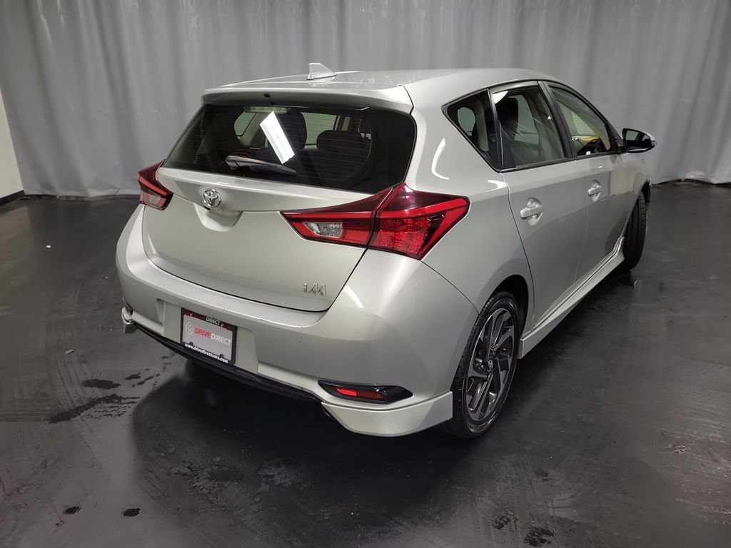 Used 2017 Toyota Corolla iM image 8
