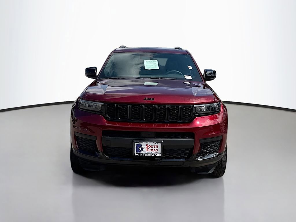 Used 2023 Jeep Grand Cherokee L Laredo image 2