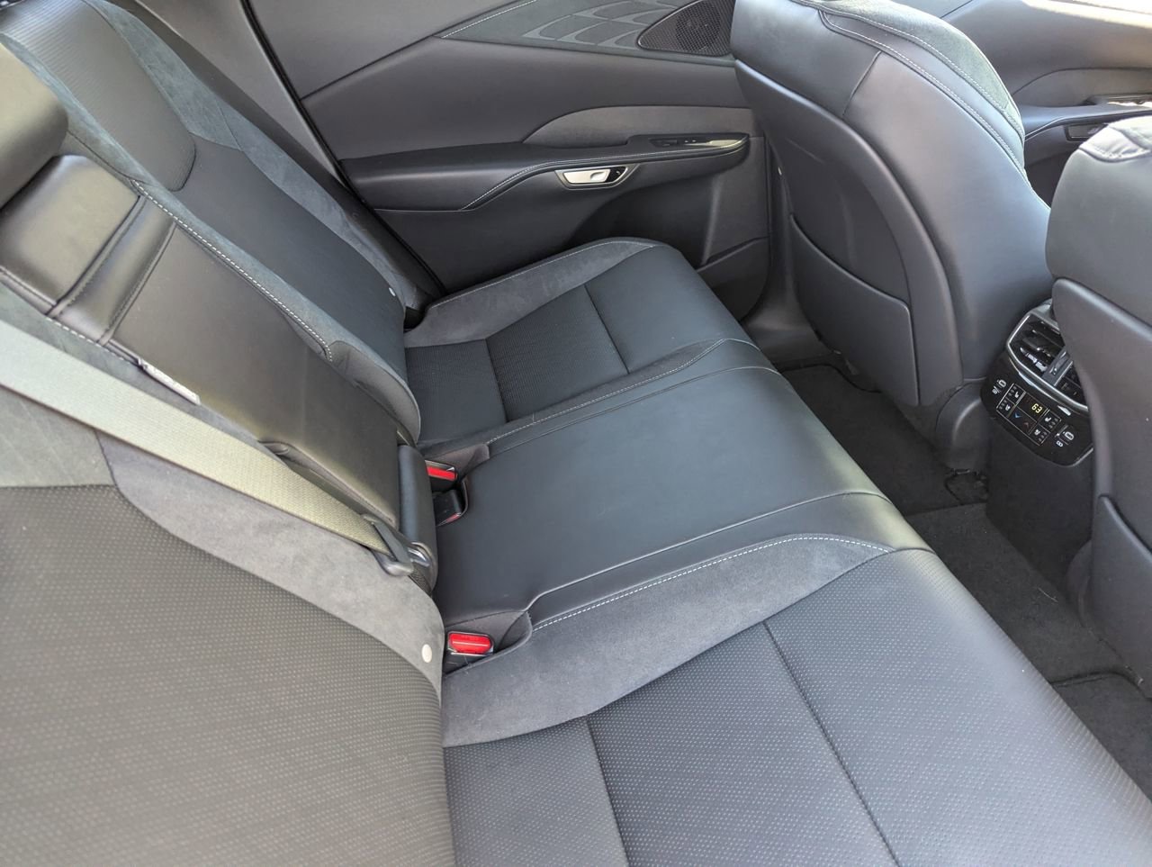 Used 2023 Lexus RX 350 FWD w/ Accessory Package (Z1) image 14