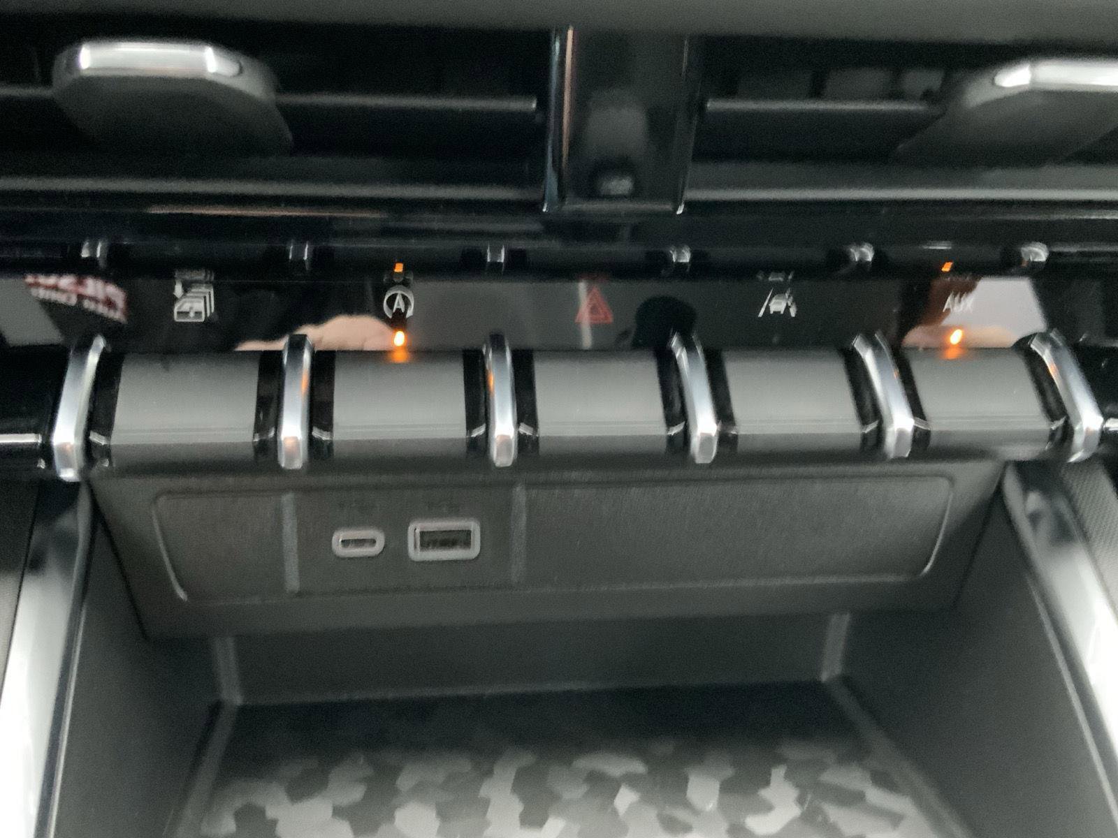 New 2026 GMC Canyon Elevation w/ Convenience Package image 50