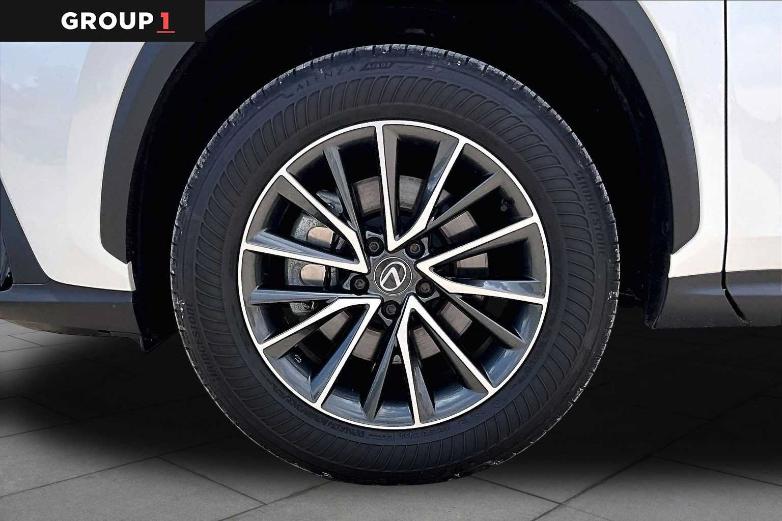 Used 2024 Lexus NX 250 FWD image 9