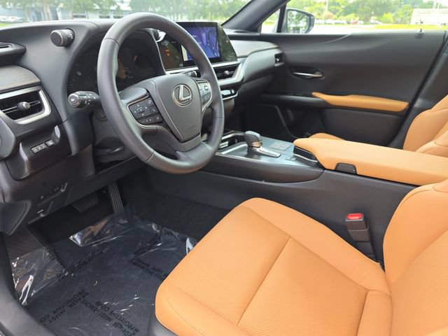 Used 2025 Lexus UX 300h FWD w/ Accessory Package (Z1) image 24