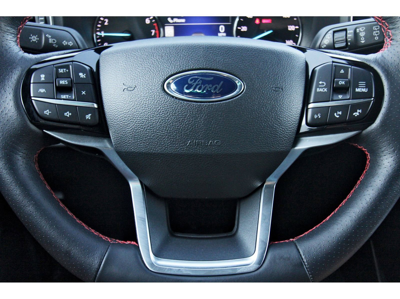 Used 2023 Ford Explorer ST-Line w/ Class IV Trailer Tow Package image 18