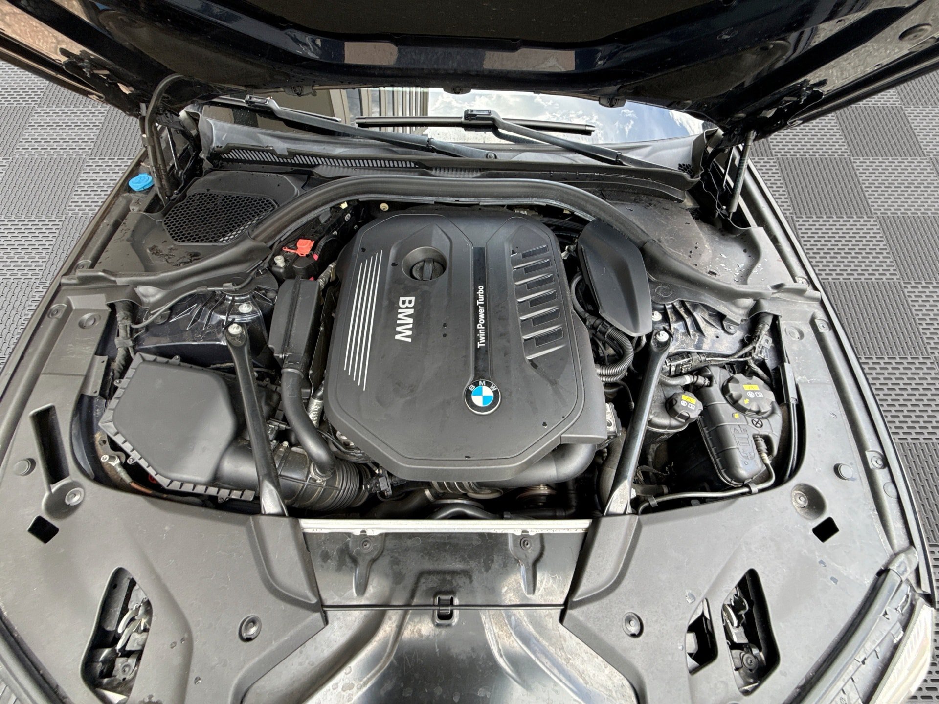 Used 2018 BMW 540i RWD image 18