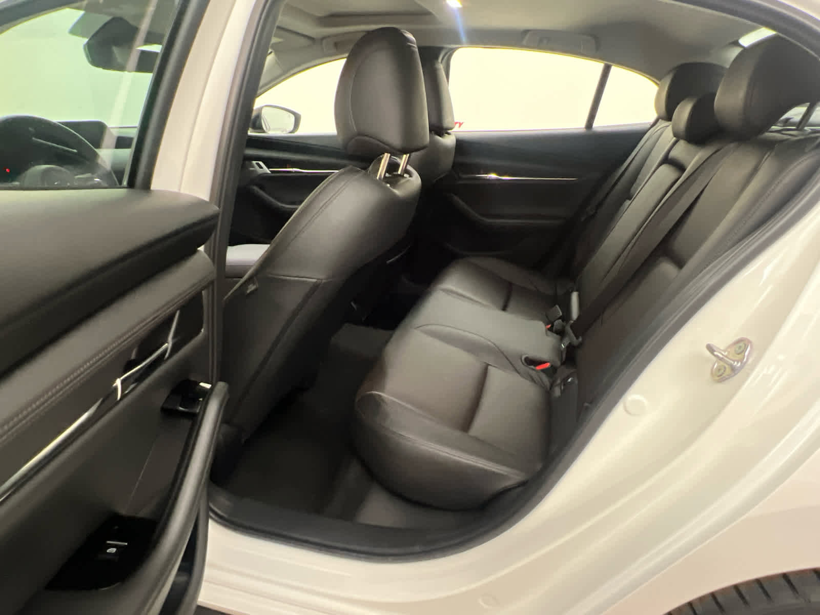 Certified 2021 MAZDA MAZDA3 2.5 Turbo Sedan w/Premium Plus image 7