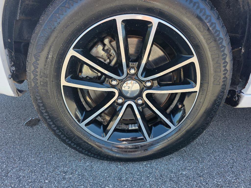 Used 2013 Dodge Grand Caravan SE image 15