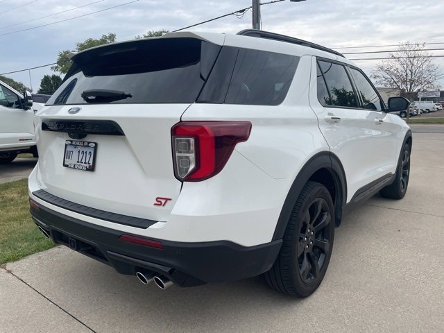 Used 2024 Ford Explorer ST w/ Technology Package image 14