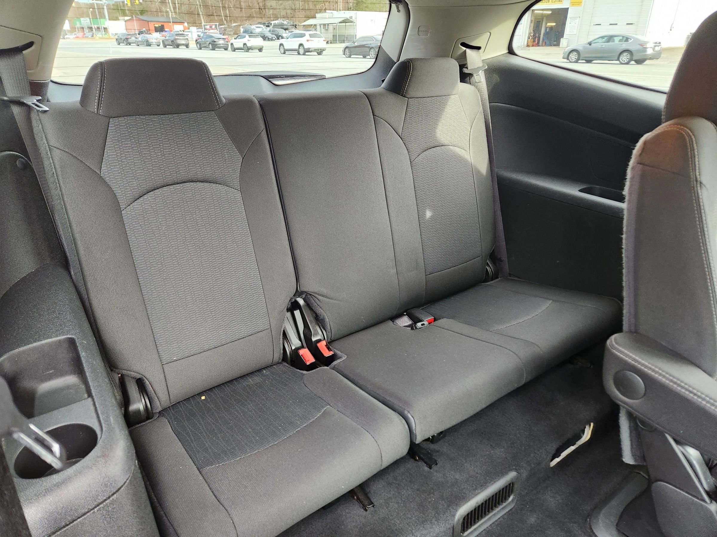 Used 2017 Chevrolet Traverse LT w/ Style and Technology Package image 21