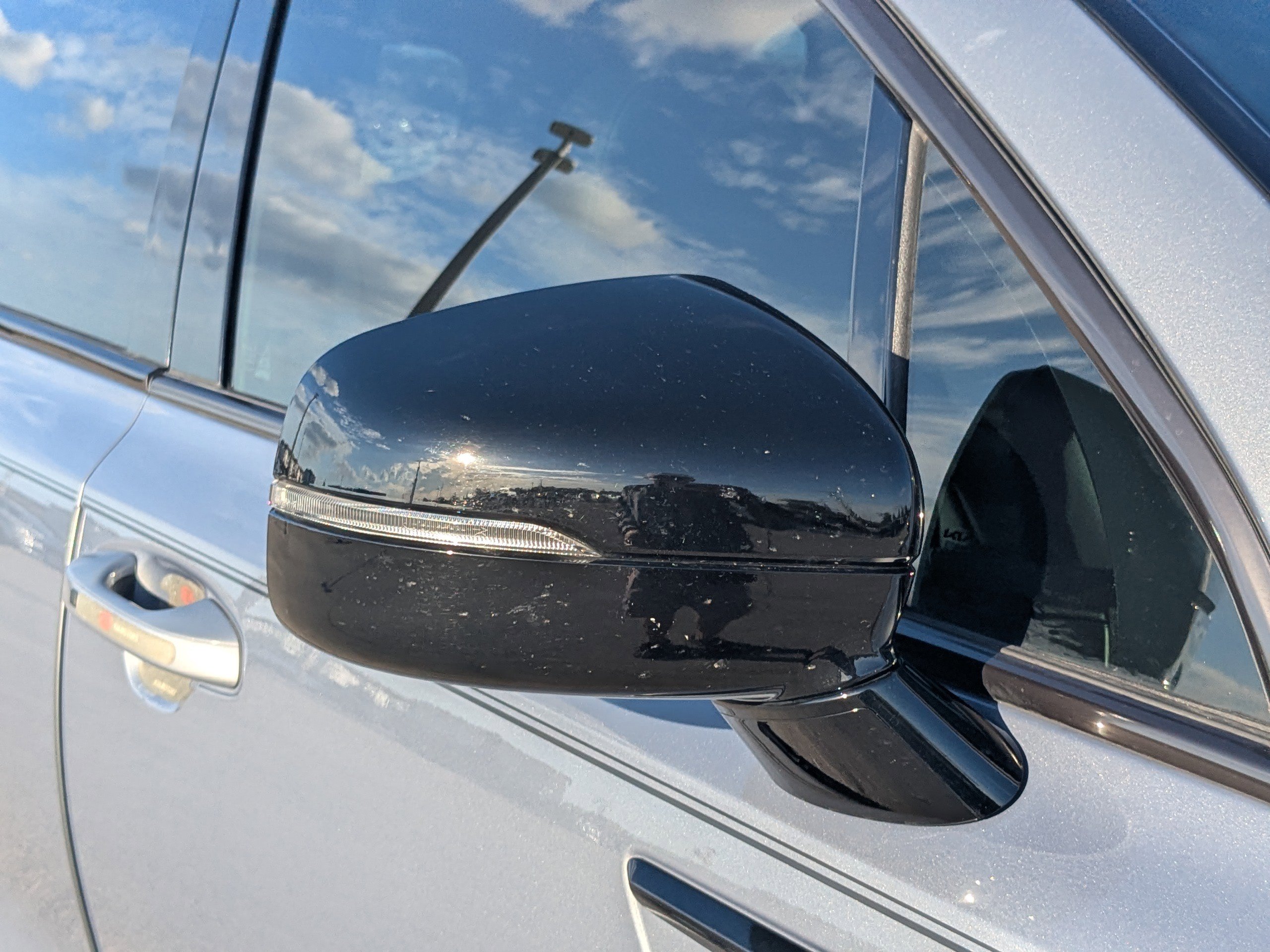 Certified 2022 Kia Sorento EX image 14