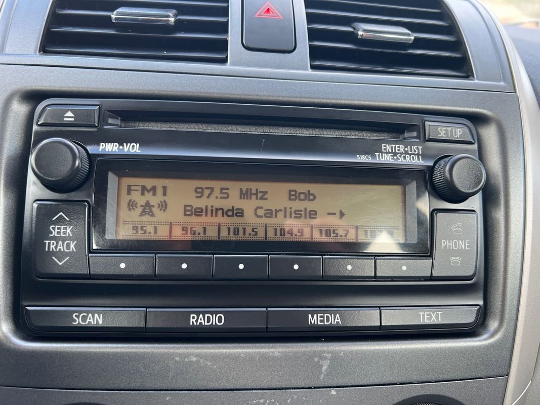 Used 2012 Toyota Corolla LE image 17