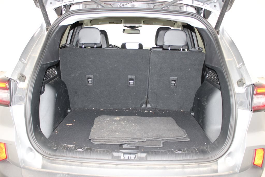 Used 2023 Ford Escape Platinum AWD/4WD image 13