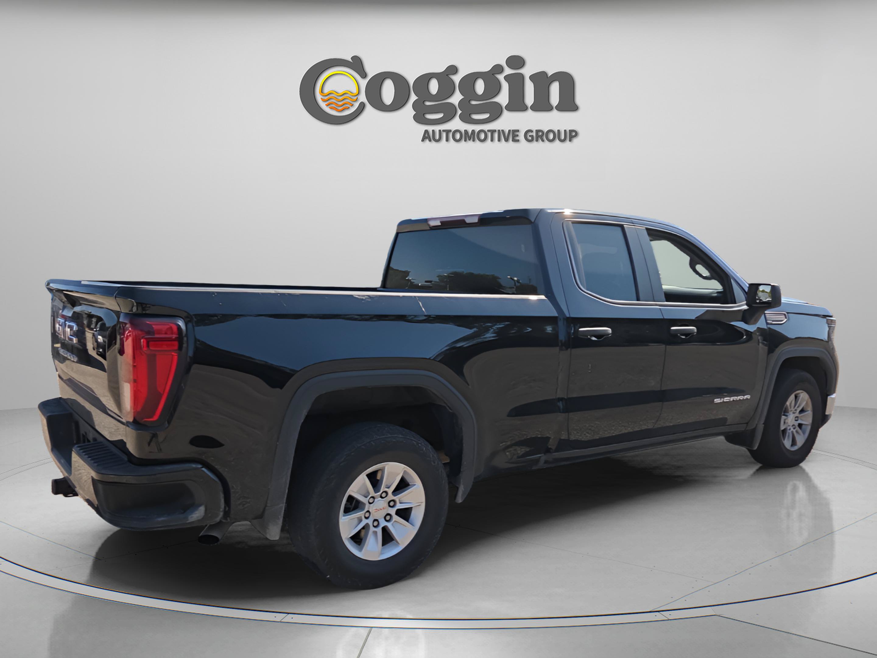 Used 2023 GMC Sierra 1500 Pro w/ Pro Value Package RWD image 5