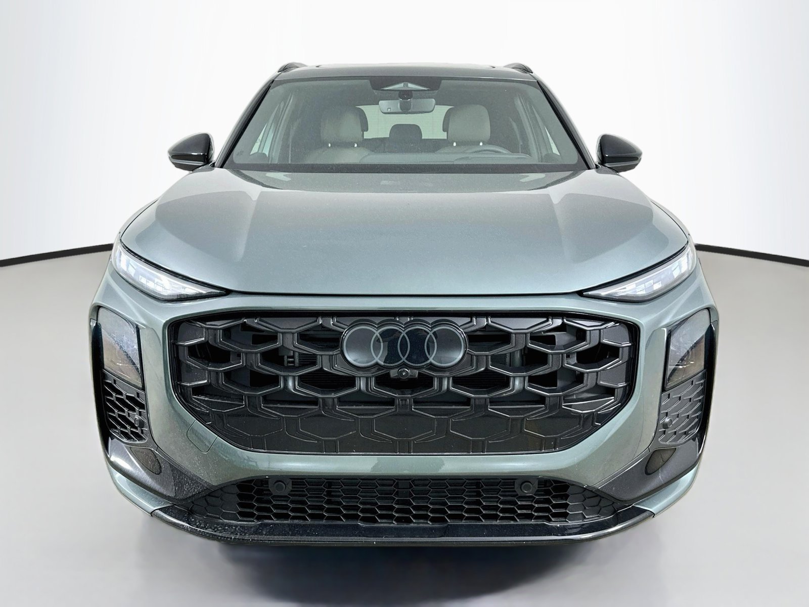 New 2026 Audi Q3 quattro 2.0T AWD/4WD image 2