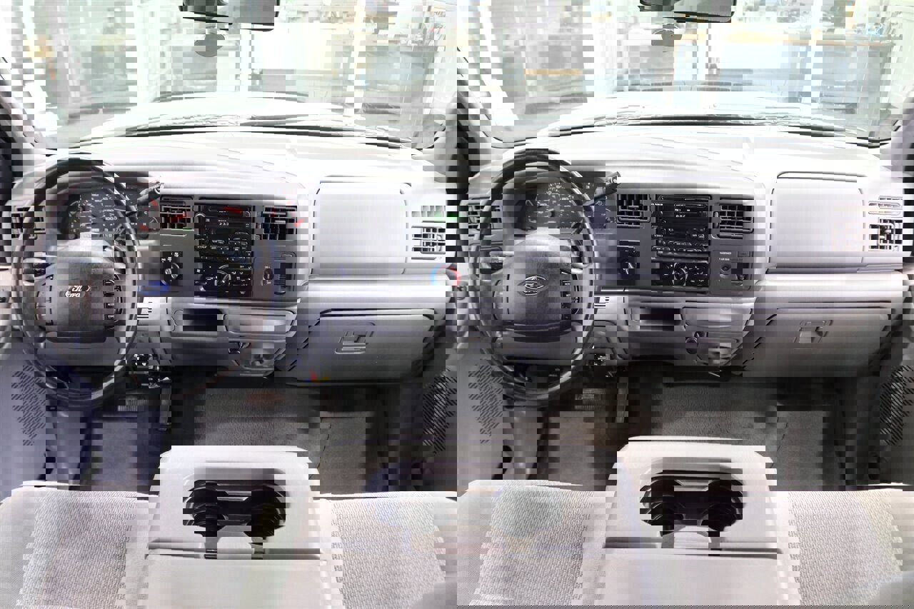 Used 2003 Ford F250 XLT image 25