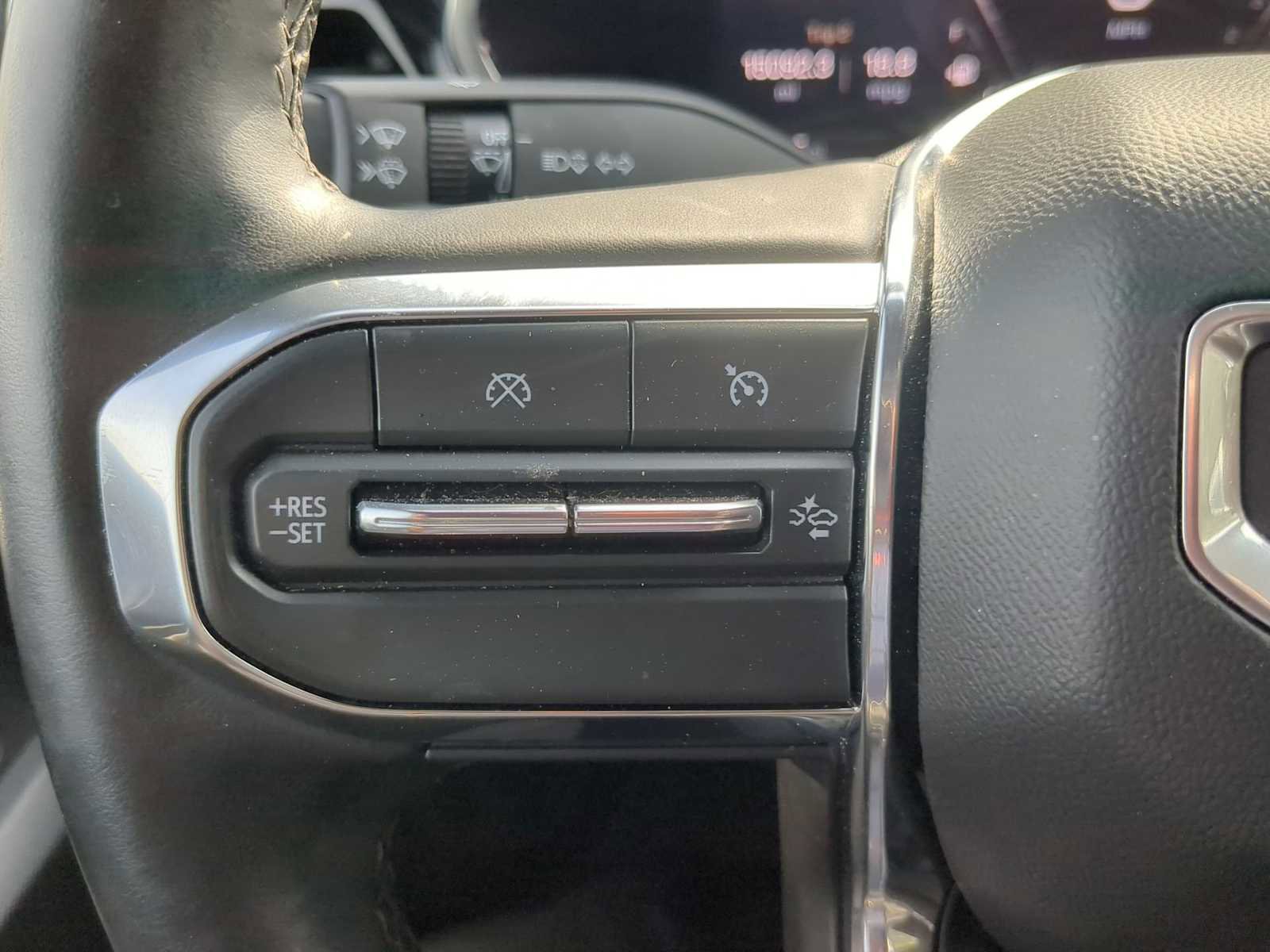 Used 2024 GMC Canyon Elevation w/ Elevation Premium Package image 16