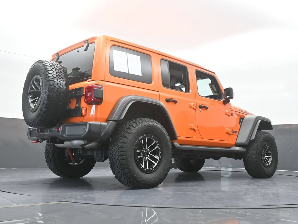 Used 2025 Jeep Wrangler Unlimited Rubicon w/ XTREMEE 35" Tire Package AWD/4WD image 60