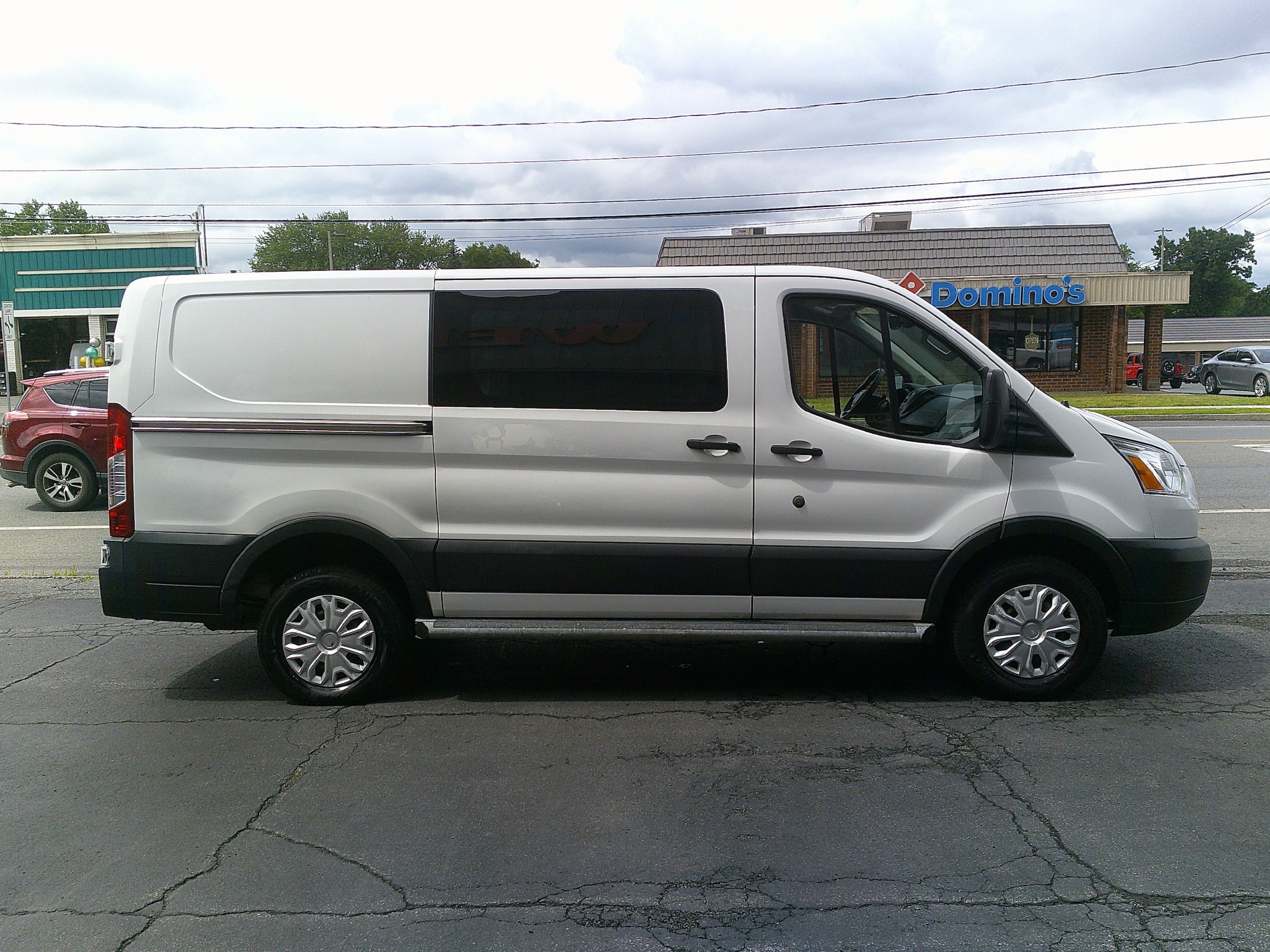 Used 2019 Ford Transit 250 130 Low Roof w/ Exterior Upgrade Package RWD image 6