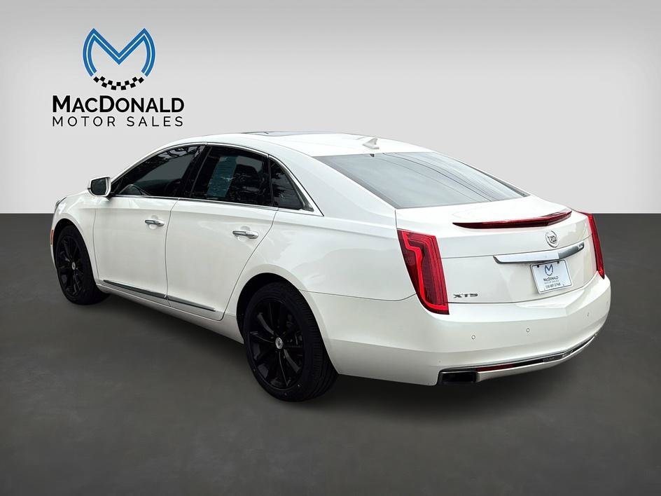 Used 2013 Cadillac XTS Luxury w/ Driver Awareness Package FWD image 5