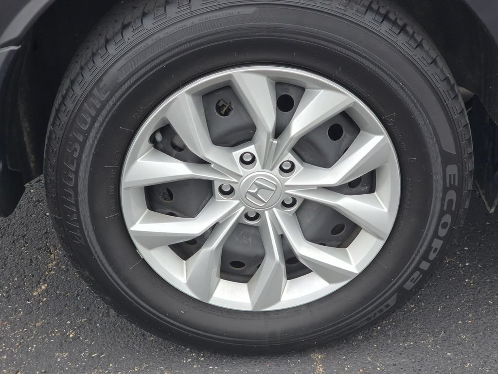 Used 2025 Honda CR-V LX image 8