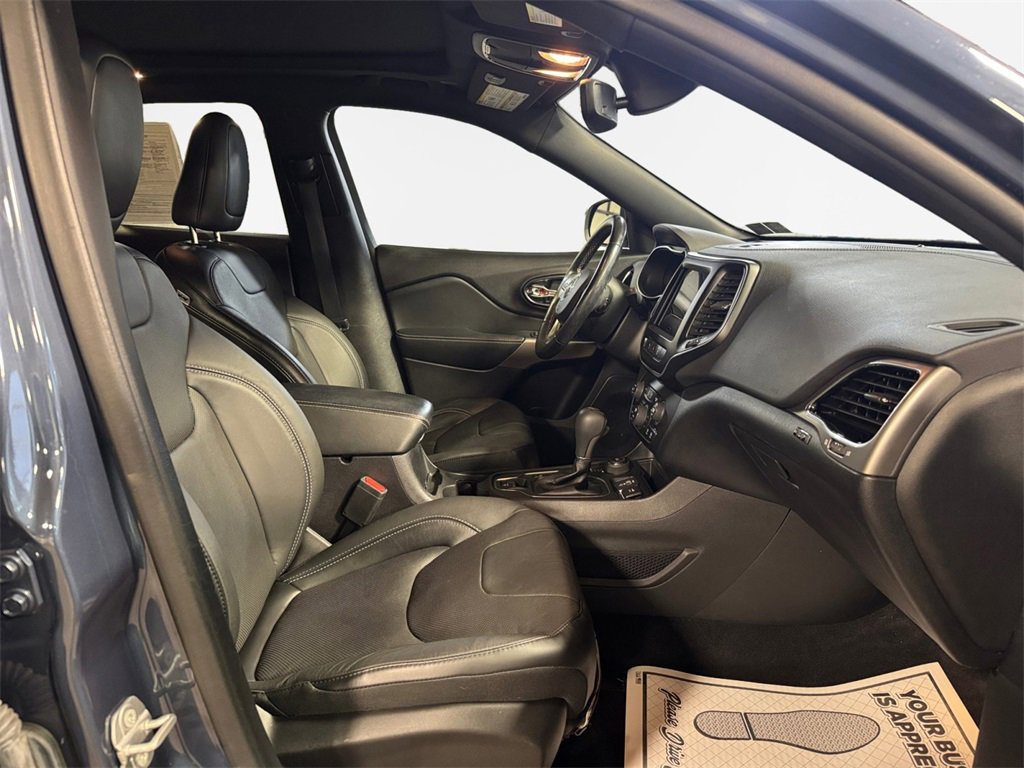 Used 2021 Jeep Cherokee Latitude Lux 80th Anniv w/ Quick Order Package 26U 80TH image 26