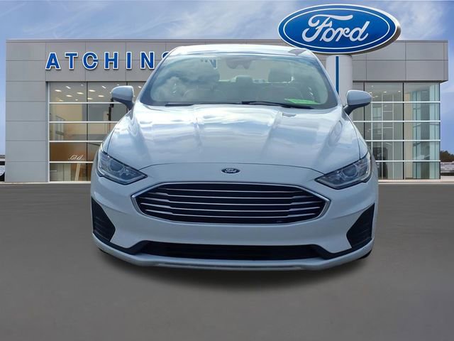 Used 2020 Ford Fusion SE image 2