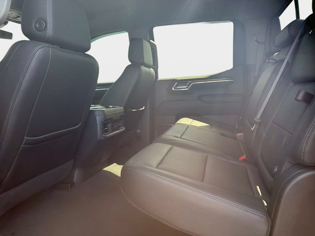 Used 2024 Chevrolet Silverado 1500 LT Trail Boss w/ Convenience Package II AWD/4WD image 12