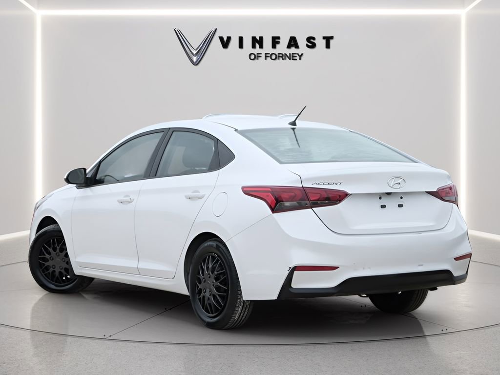 Used 2019 Hyundai Accent SE FWD image 2